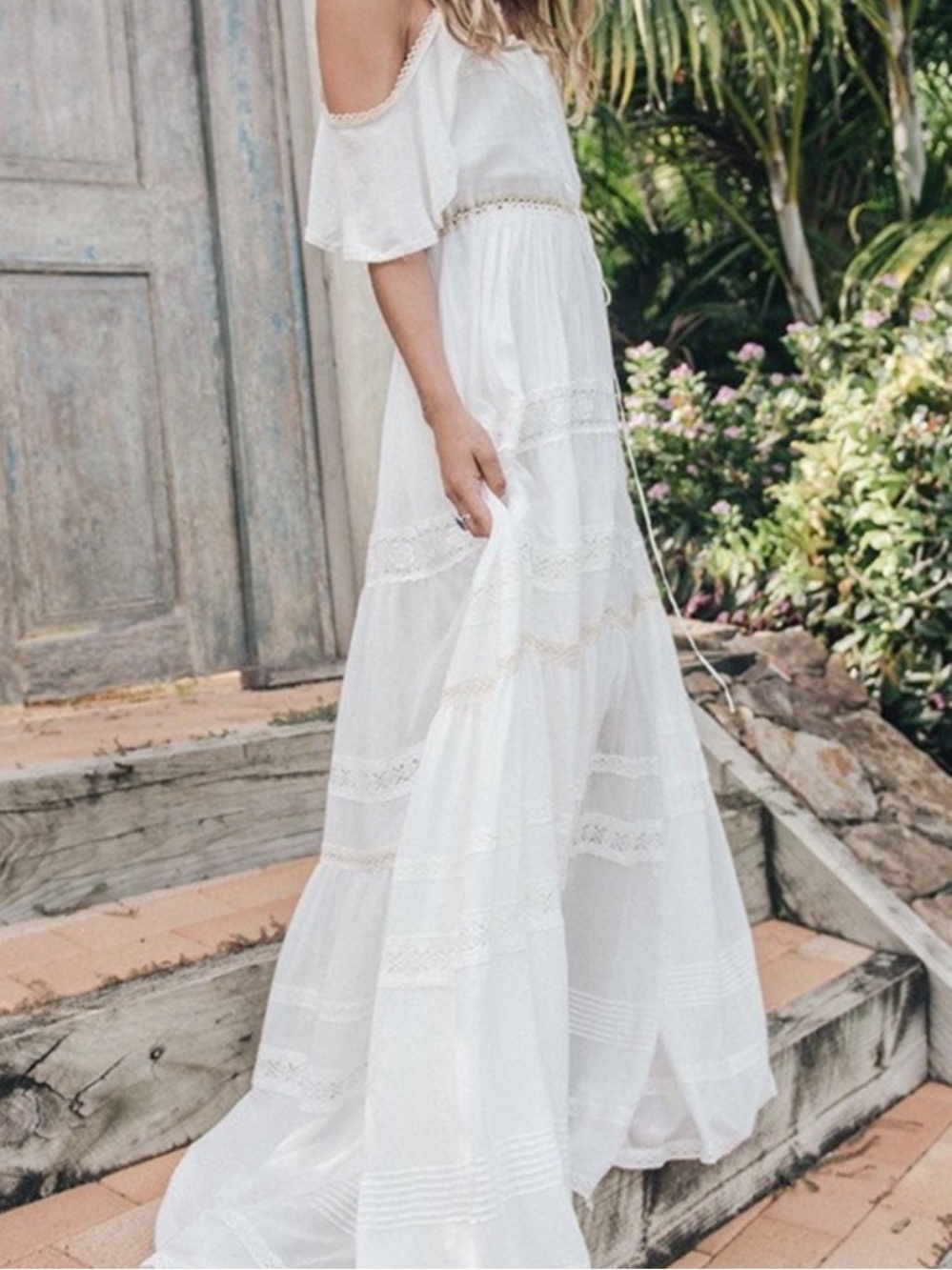 Spell Elizabeth Gown - Picture 2 of 11